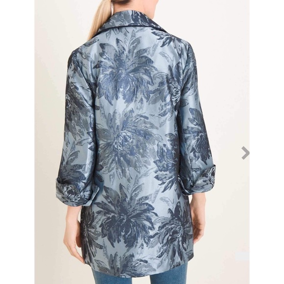 Chico’s Petite Blue Tonal Jacquard Jacket Size 4/6 - Picture 3 of 6